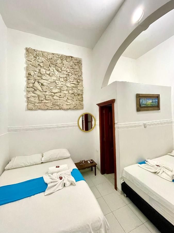 Mangata Hotel *